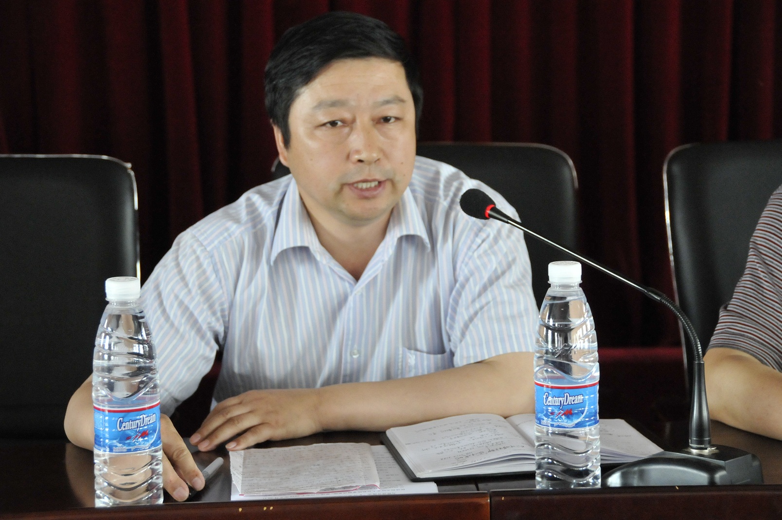 5腾博官网诚信为本公司任永智副董事长讲话.jpg 5腾博官网诚信为本公司任永智副董事长讲话.jpg